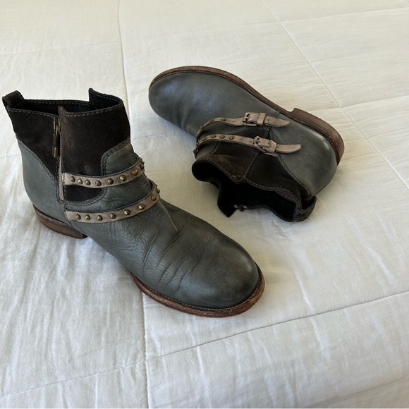 Alberto Fermani Suede and Keather Buckled Booties - Picture 5 of 12